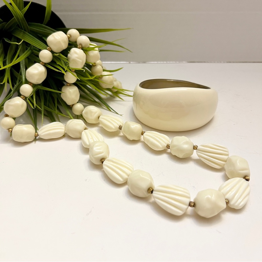 vintage French ivory colored necklace bangle bracelet jewelry set